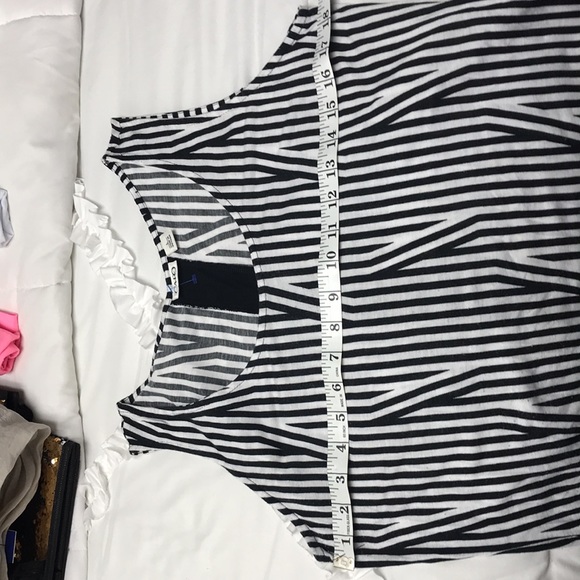 Super soft black and white stripe tunic tank - Picture 8 of 8